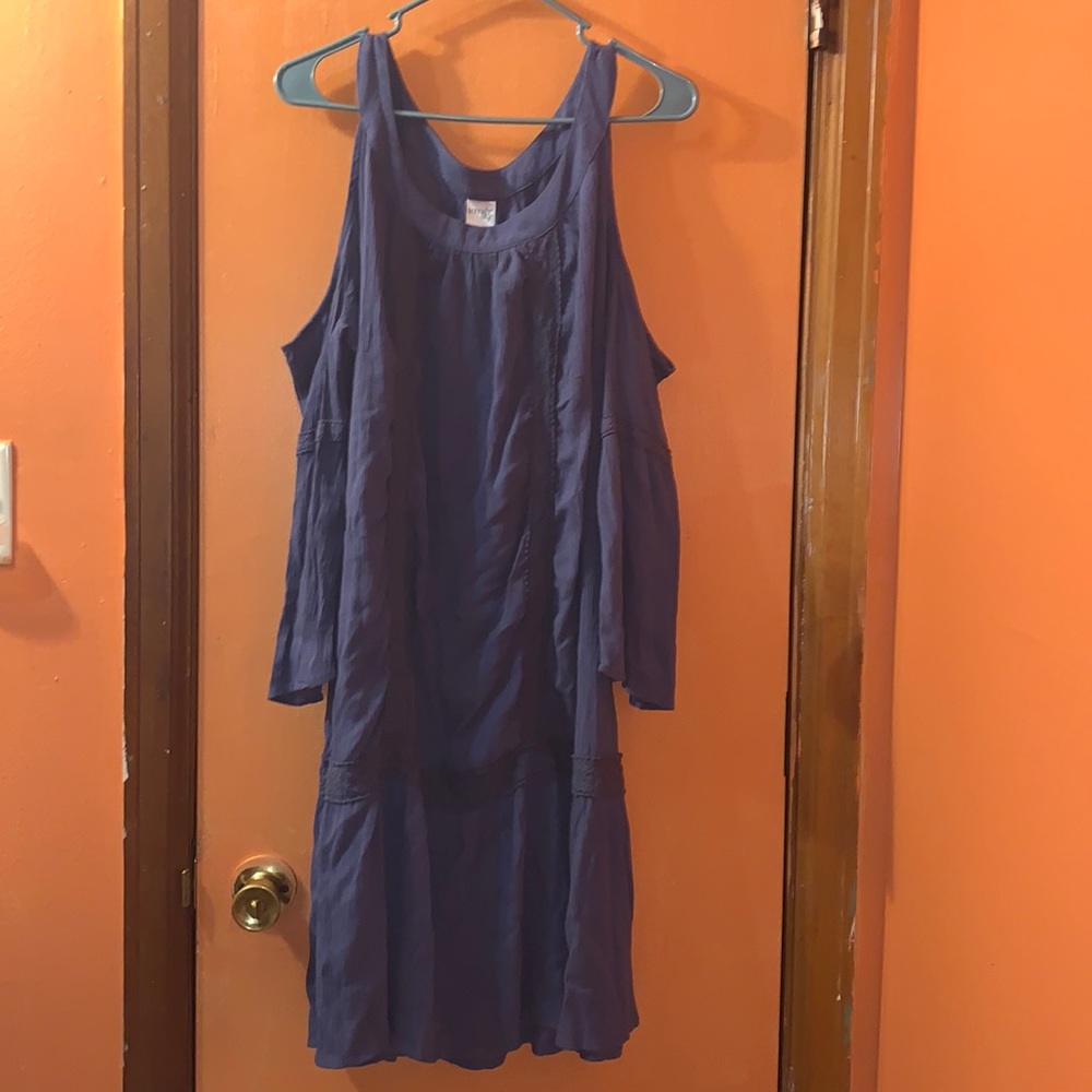 *3 for $25* Terra Sky Blue w/ shoulder cut outs Dress Size 14W